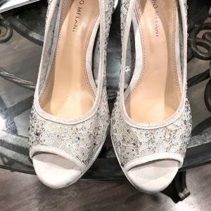 Antonio Melani pumps